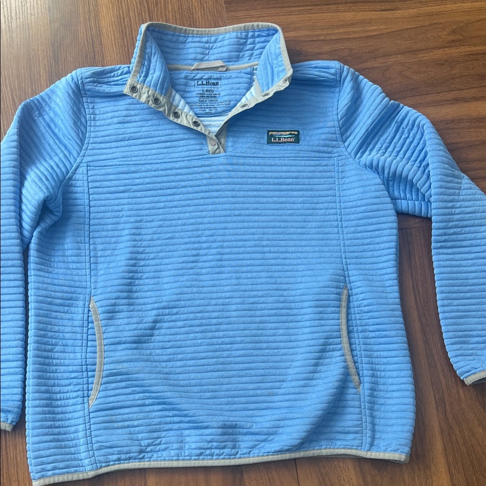 L.L. Bean Women's Blue Snap-Collar Sweatshirt